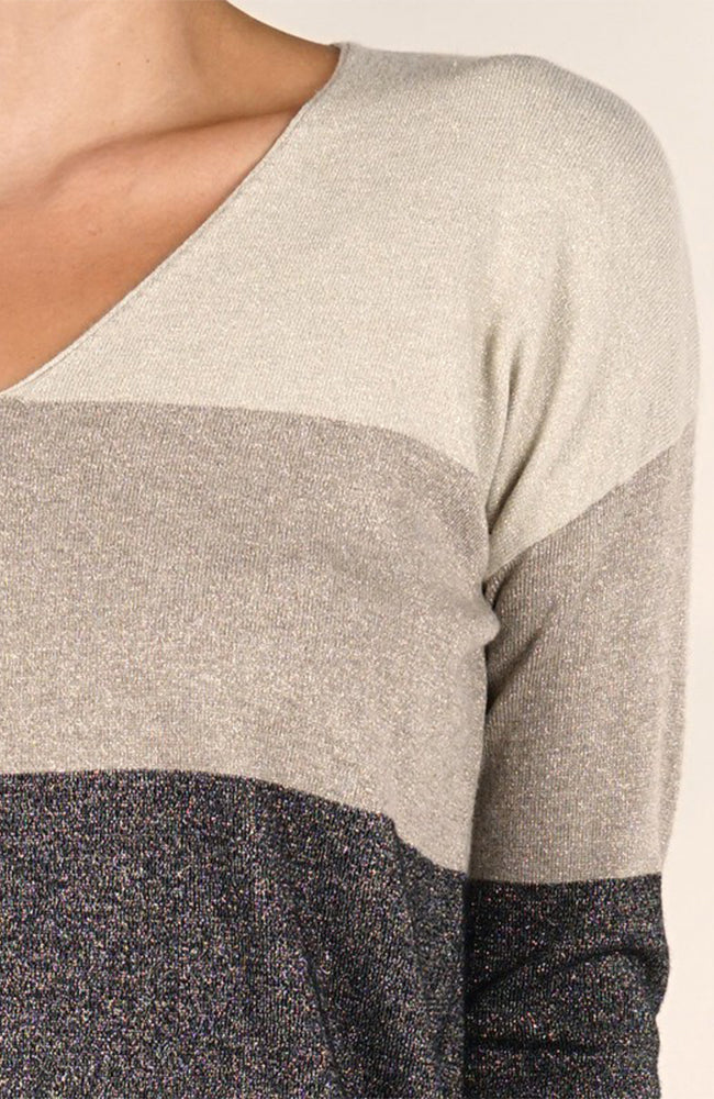 Love Stitch Color Block Metallic V Neck Sweater Closeup