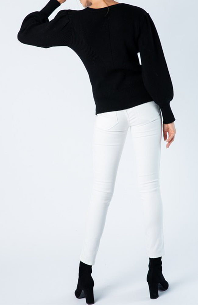 Black fitted crew neck sweater with puff balloon sleeves 